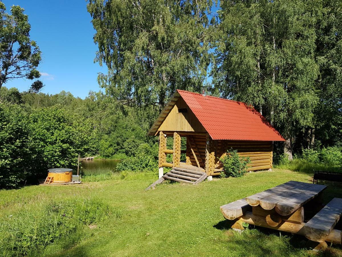 Hotel Soomaa Water Camp Jõesuu Exterior foto